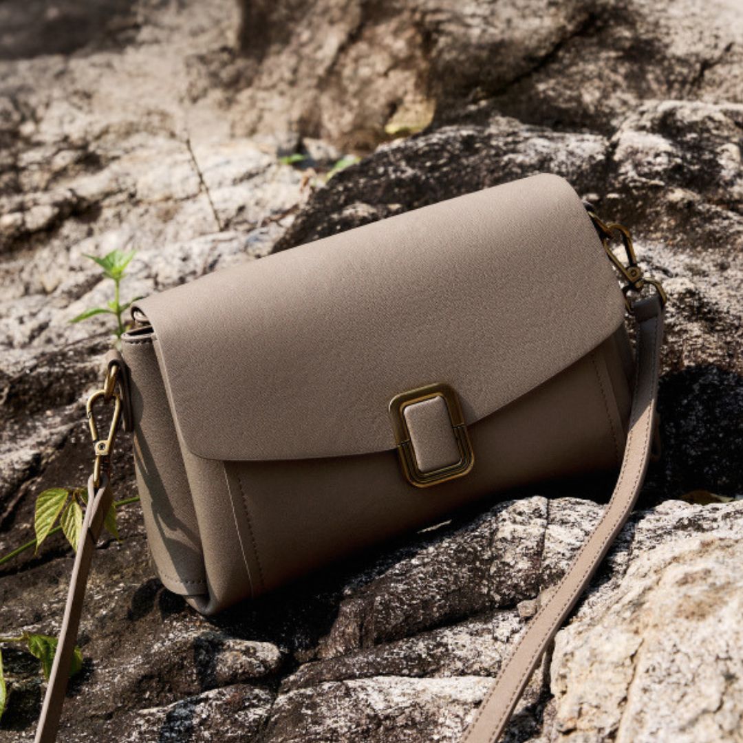 Sable Étoile Handbag