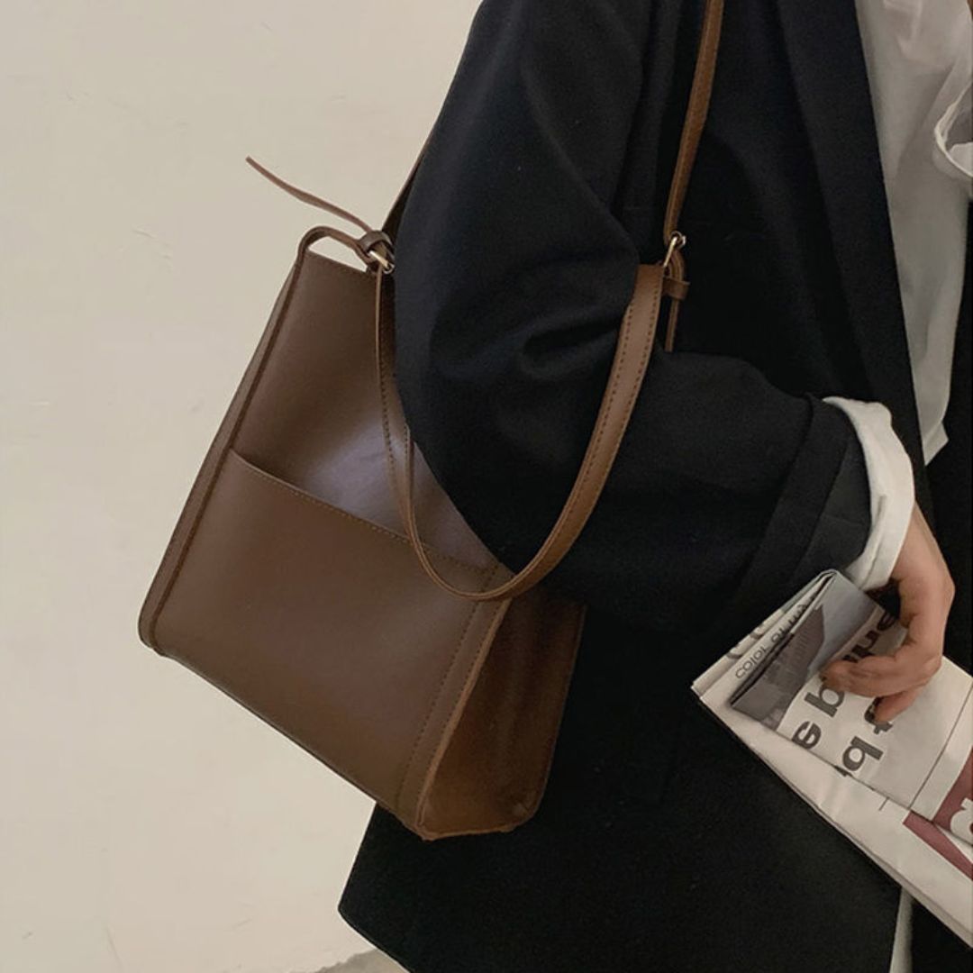 Charme Royal Handbag