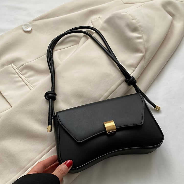 Daphne | Vintage Charm Shoulder Bag