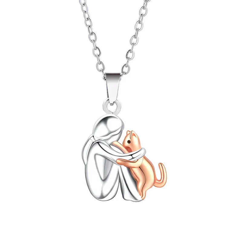 Zavelli Hug Pendant Necklace