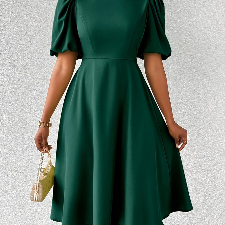 Clara Bloom | Refined Black Midi Dress