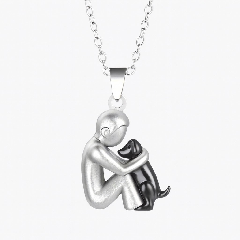 Zavelli Hug Pendant Necklace